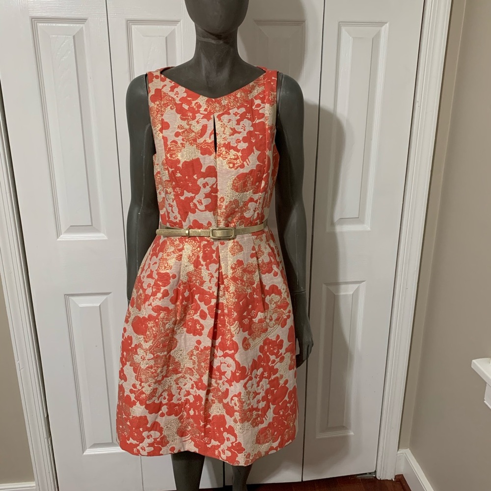 Tahari sleeveless dress